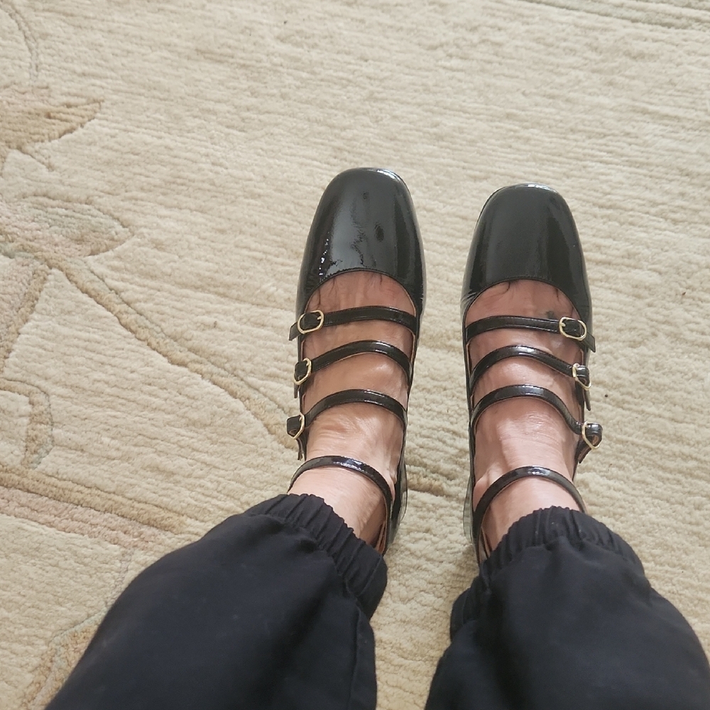 Sezane Black Leather Flats with Strappy Design